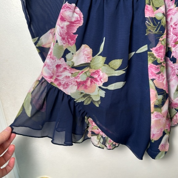 Luxxel Blue Long Sleeve Floral Dressy Romper Size Small - Picture 7 of 8